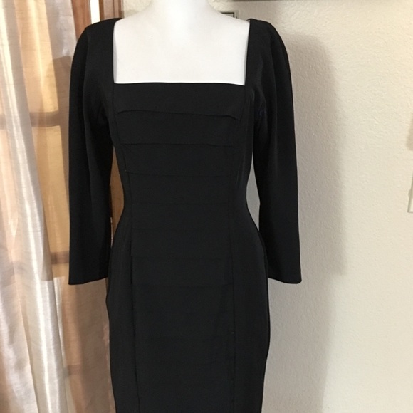 Maggy London Dresses & Skirts - Navy Maggy London Dress